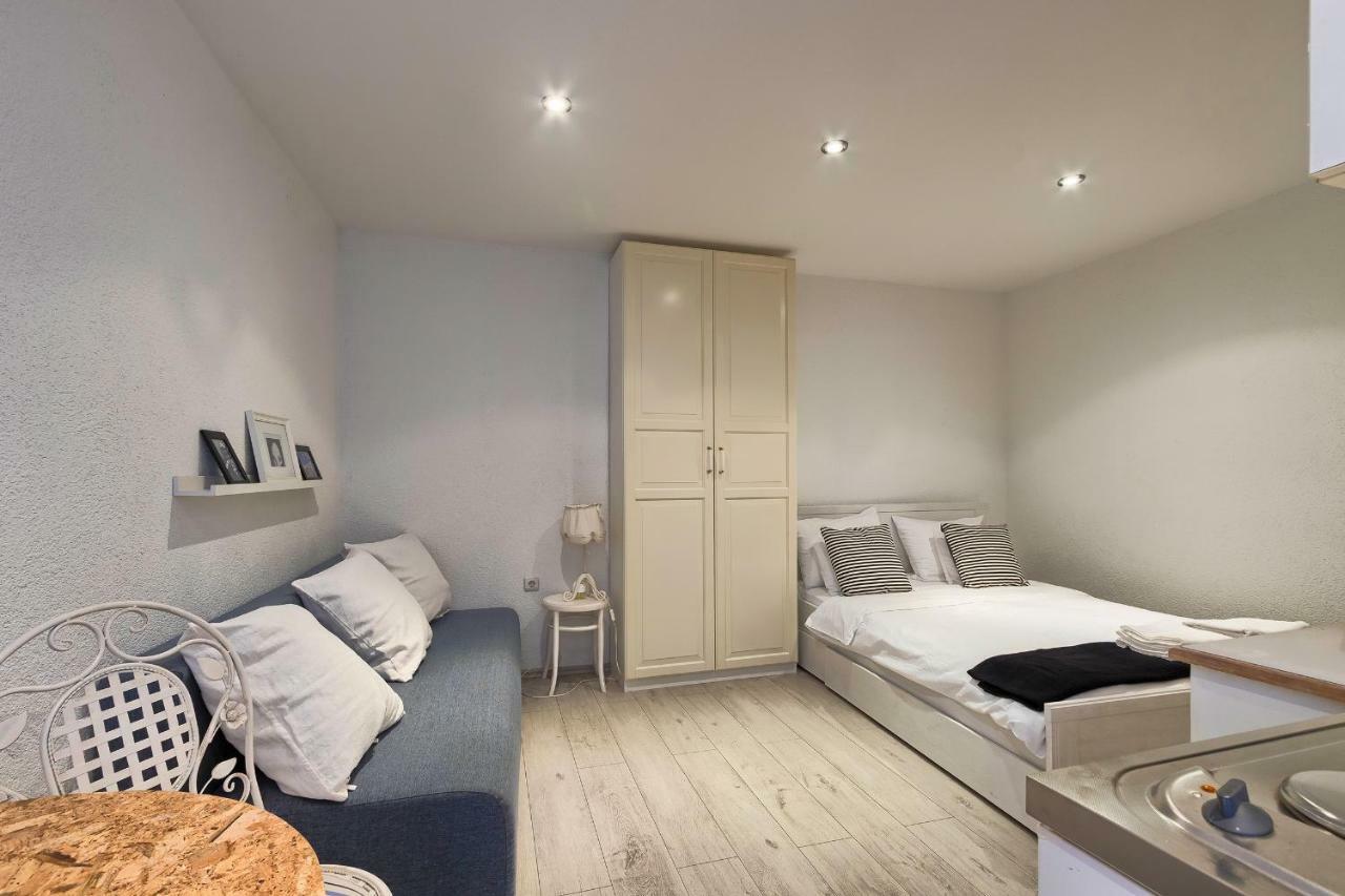 Davor Holiday Apartments Ровинь Экстерьер фото