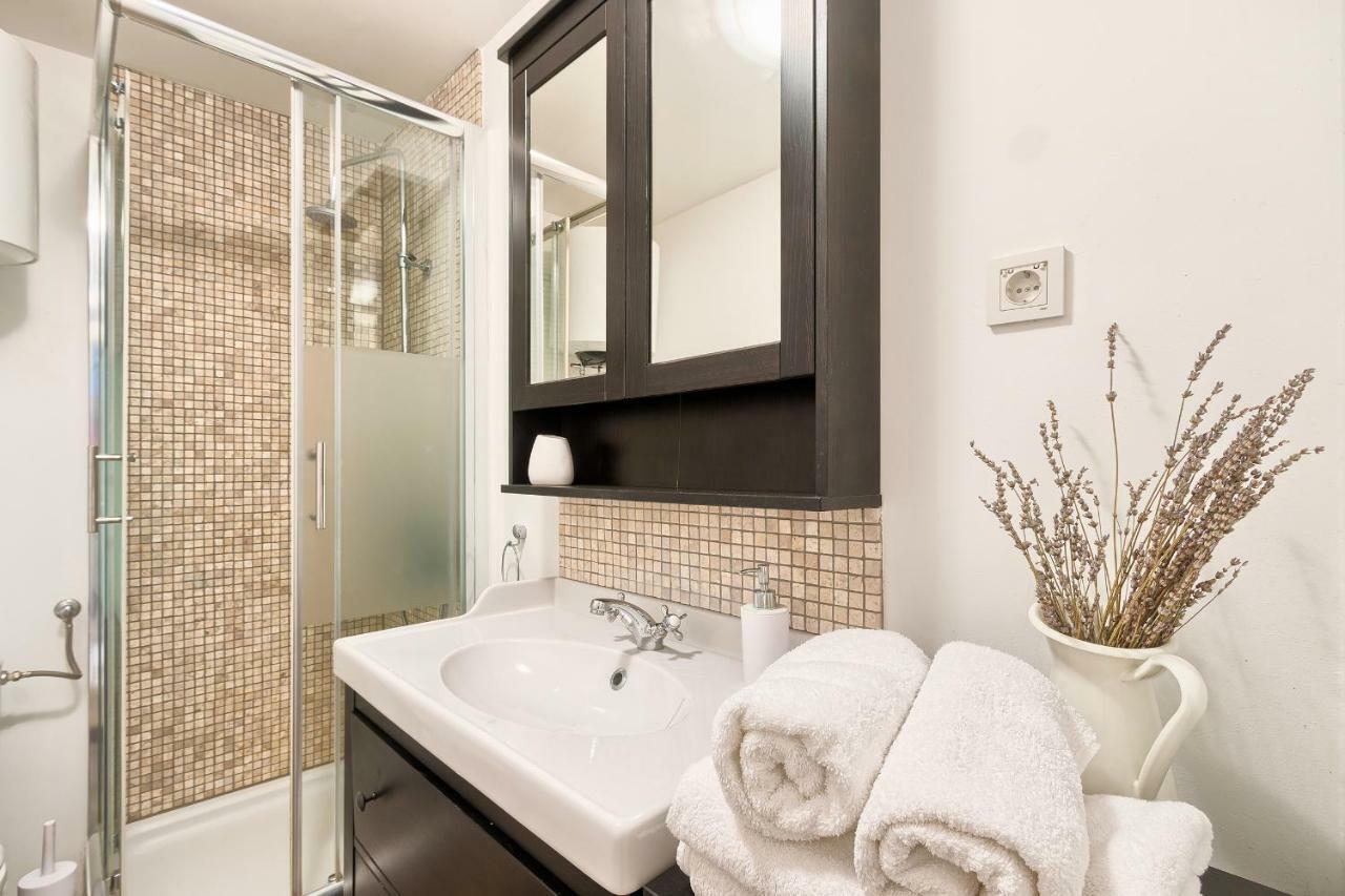 Davor Holiday Apartments Ровинь Экстерьер фото